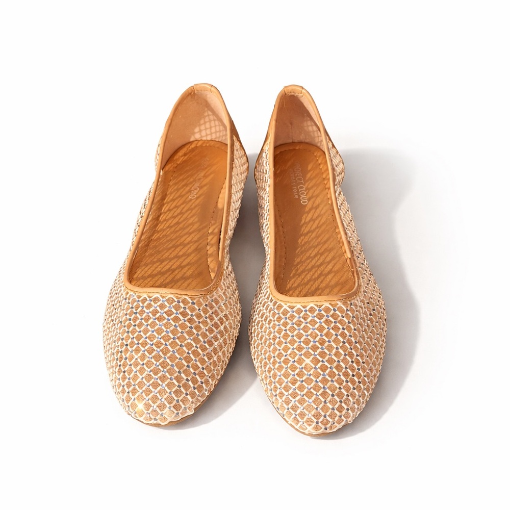 NWOT Project Cloud Ruthie.A Sparkly Ballet Flats Tan & White Woven Memory Foam 8